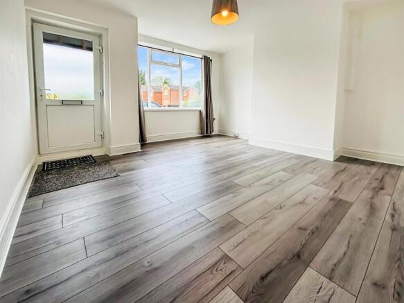 Living Room:
