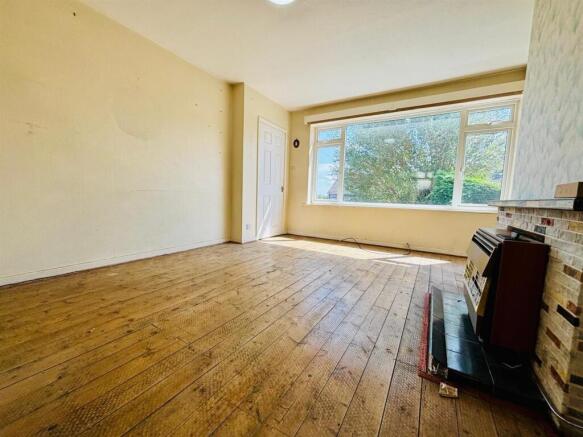 Living Room & Dining Area: