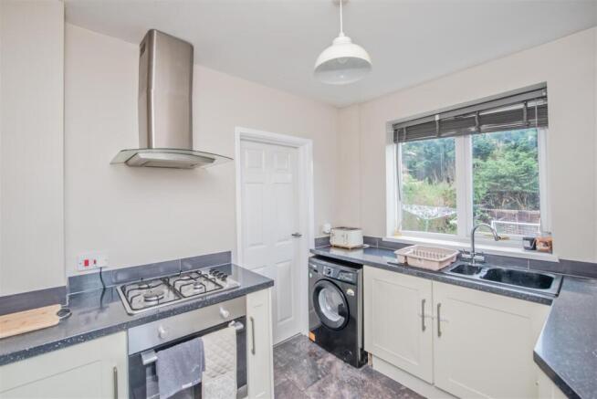 Fitted Kitchen: