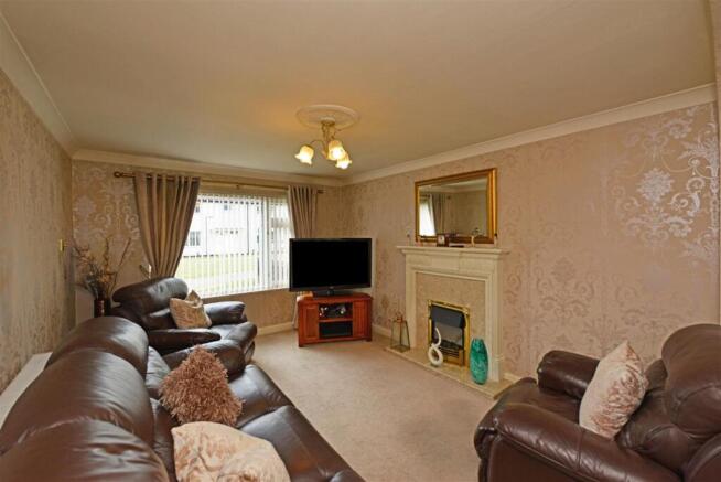 Living Room: