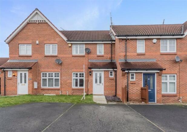 2 bedroom town house for sale in Tavistock Park, Wortley, Leeds, West ...