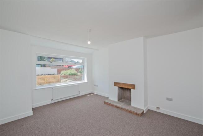 Living Room: