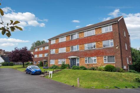 Grove House, High Street, Bushey