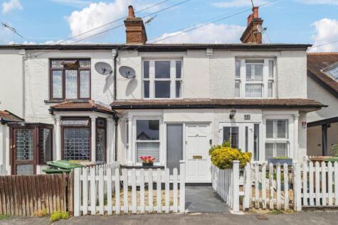 Rosebery Road, Bushey