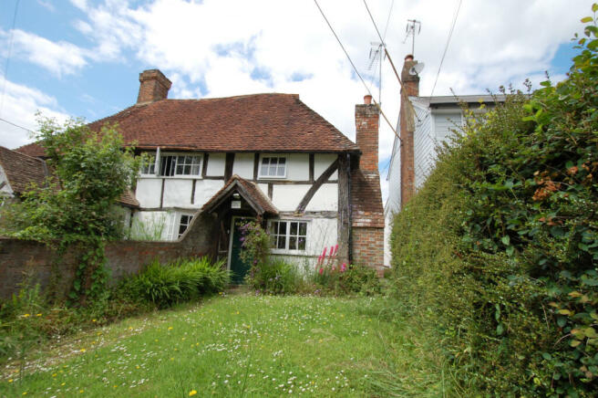 Delightful Period Cottage south of Billingshurst