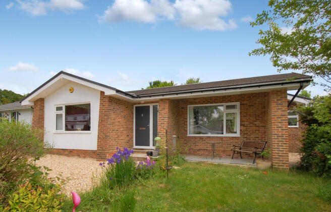 High-quality, detached bungalow in Rusper.