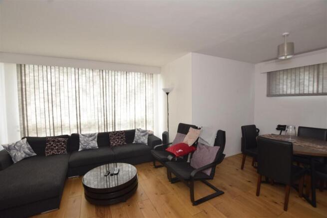 Lounge-Diner. copy.jpg