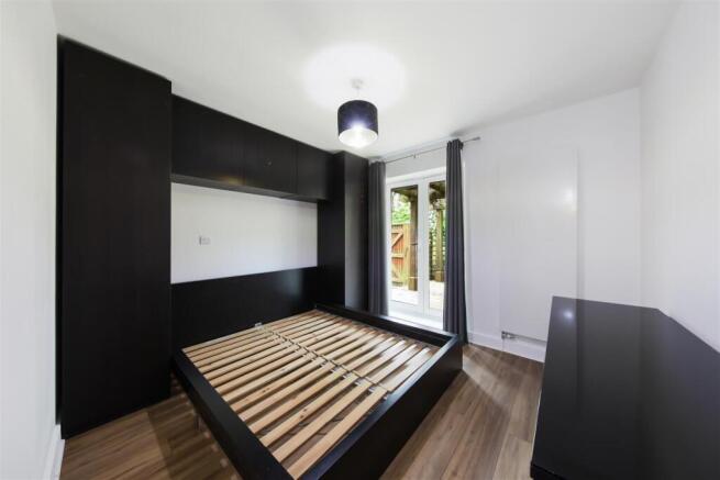 Flat 10, 25 Brook Avenue - 0K18EGnBtczogUuLK7lJ.jp