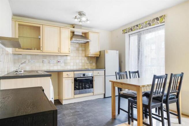 Flat 36, Bell House - biansjVxJgP2cg3thOKL.jpg