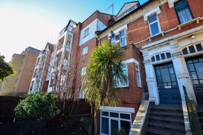 1 bedroom flat for sale in High Road, N15, N15