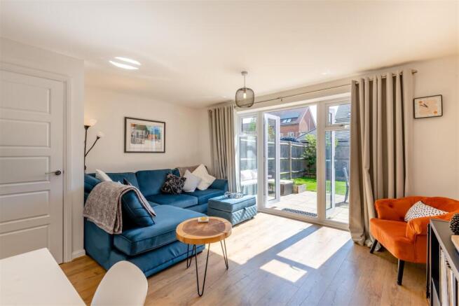 8646130-interior05.jpg
