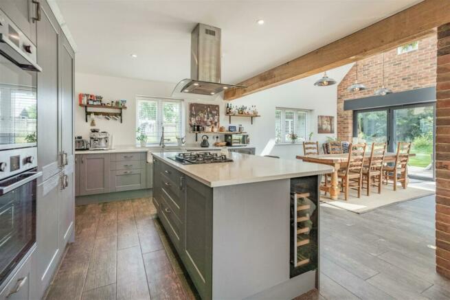 Open Plan Lounge/Kitchen/Dining area