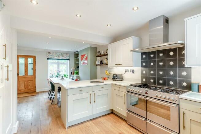 Kitchen/Breakfast Room