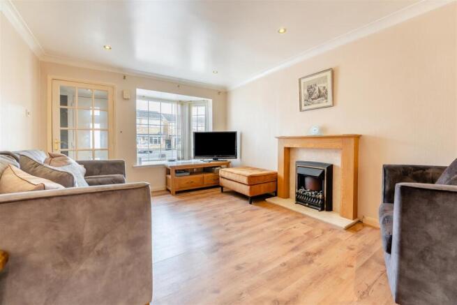 8641264-interior04.jpg