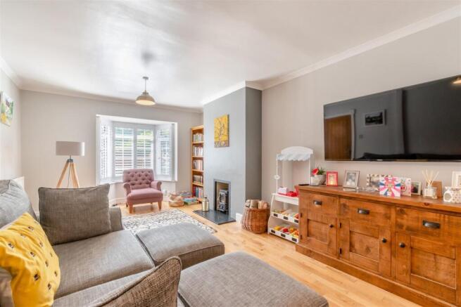 8642163-interior16.jpg