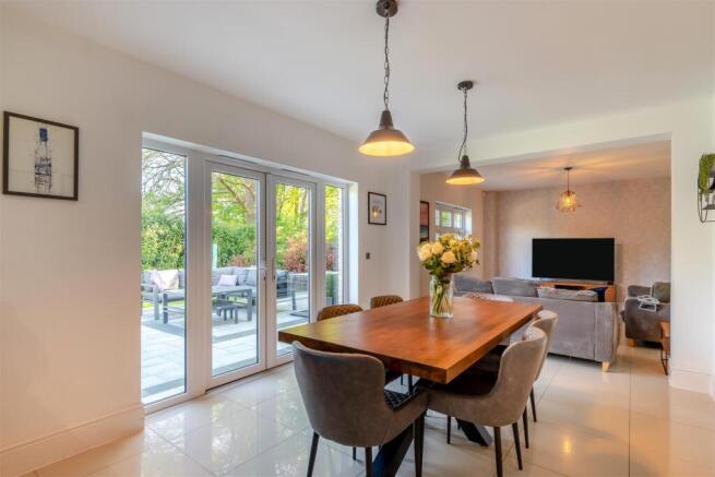 8645914-interior12.jpg
