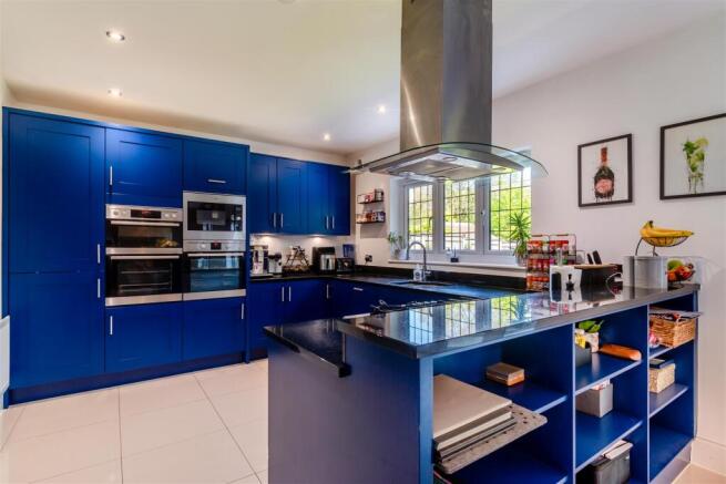 8645914-interior13.jpg