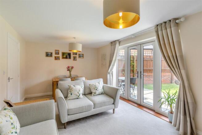 8647609-interior12.jpg