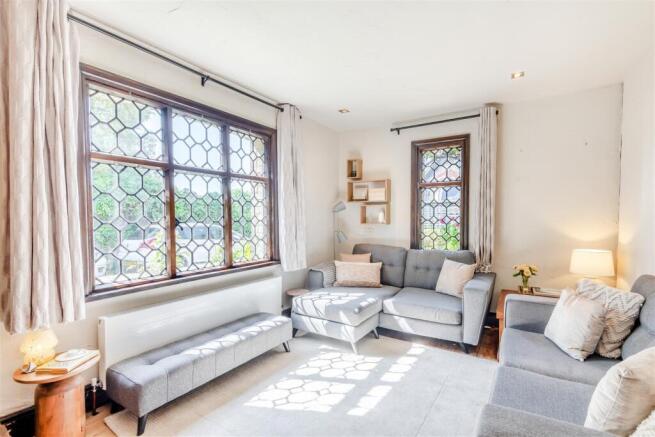 8649125-interior03.jpg