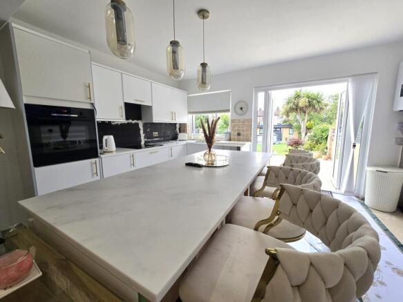 Breakfast Bar
