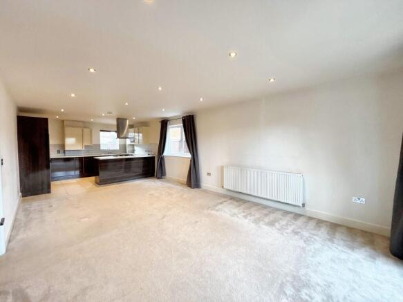 Open plan kitchen/Lounge