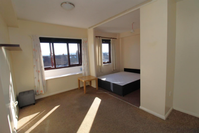 Bedroom 2.png
