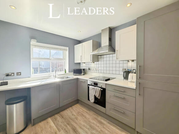 426cea30-F8_GildHous