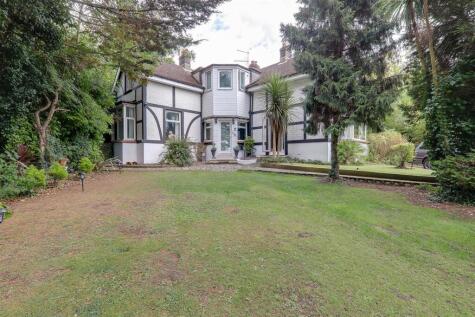 Warren Road, Offington, Worthing, BN14 9QX