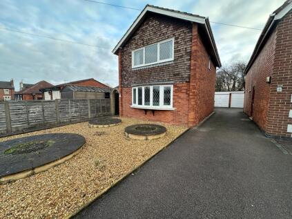 Beech Drive, Stretton, Burton-on-Trent, DE13