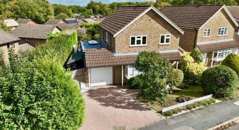 Woking, Surrey, GU21