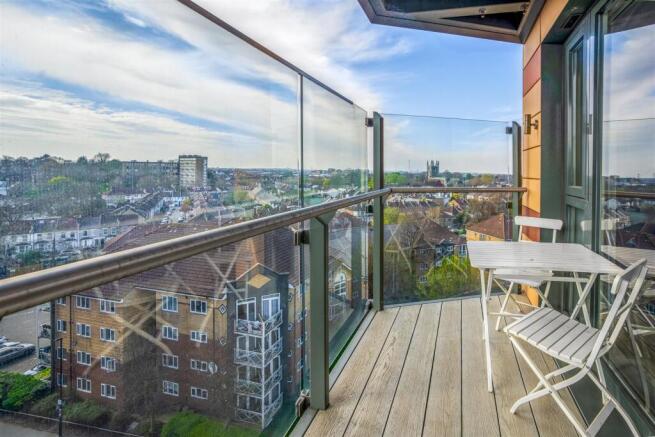 20 To Let 2 Bedroom Flat Croydon  www.islingtonpro