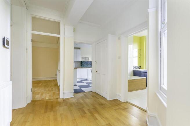 01 1 Bedroom www.islingtonproperties.com Photos Fl