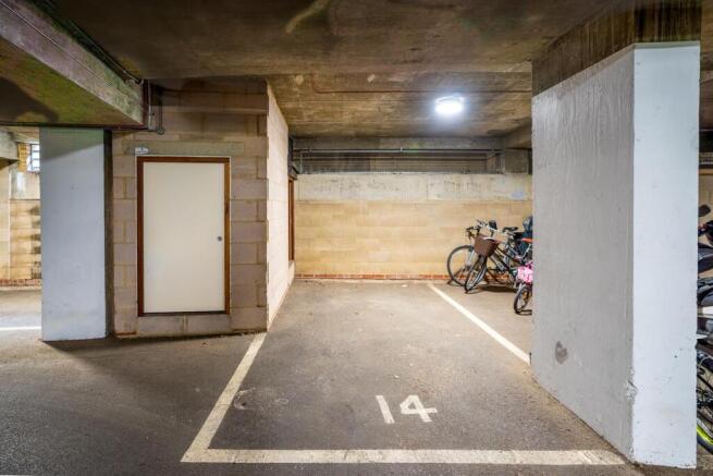 02 For Sale Parking Space Graham Road N1 www.islin