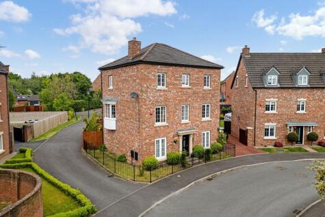 Regency Park, Widnes, WA8