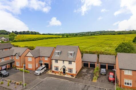 Northumberland Road, Widnes, WA8