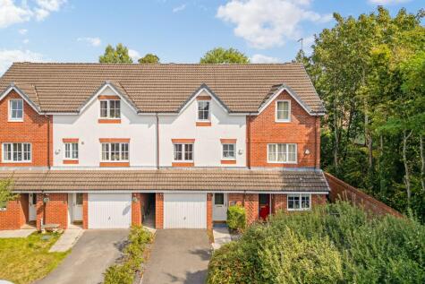 Maplewood Close, Widnes, WA8