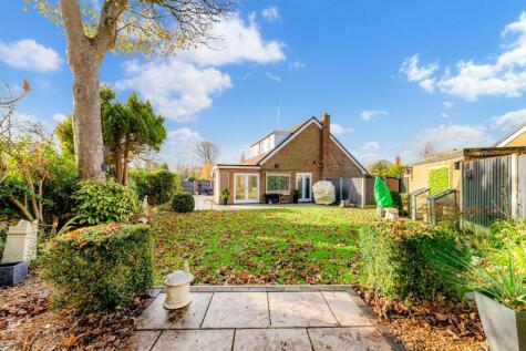 Woodland Avenue, Widnes, WA8