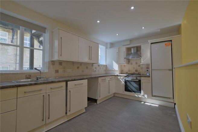 Kitchen/Dining Area