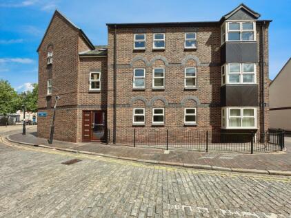 Grammar School Yard, Fish Street, Hull
