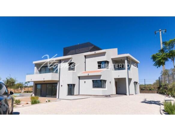Quarteira 7 Bed Villa For Sale (20)