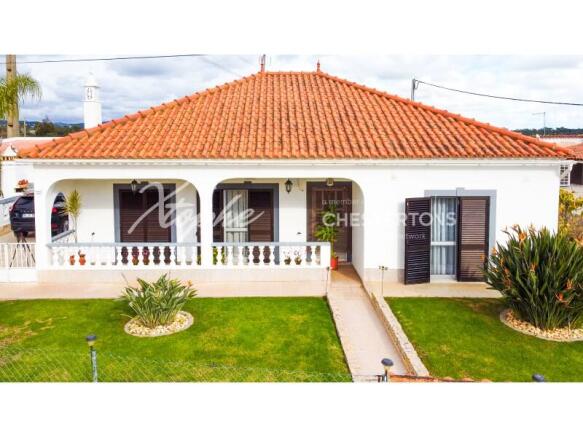 Near Quinta do Lago 3 Bed Single Storey Villa For Sale (4)