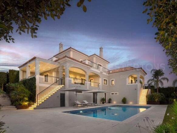 The Crest Fully Renovated 5 bed Villa For Sale (1)
