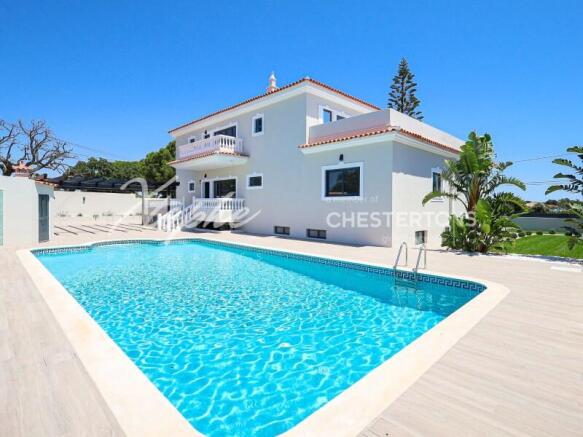 Fully Renovated 6 Bed Villa For Sale (13)