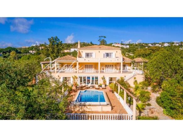 6 Bed Country Villa With Distant Sea Views For Sale In Quinta das Raposeiras (48)