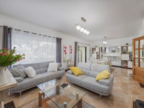 Quarteira 4 Bed Townhouse With Golf Views For Sale (5)