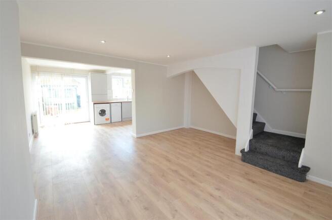 Living Area 3.JPG