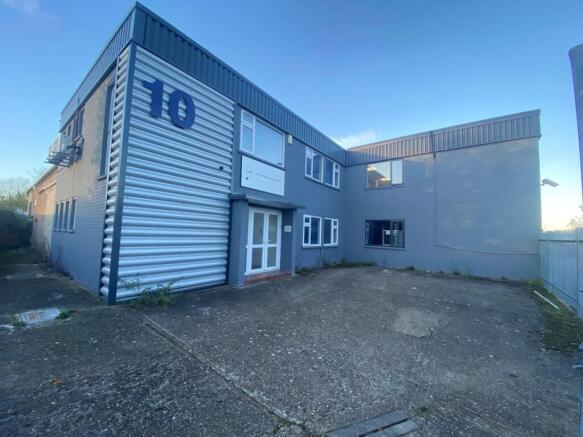 10 Mount Road  F2.jpg