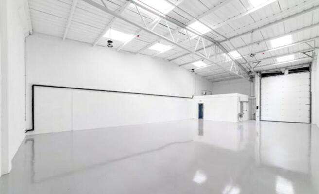 Unit 18, Abbey Road Industrial Estate - internal