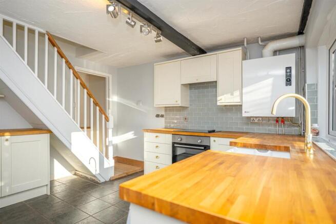 kitchen-2.jpg