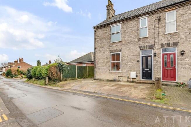 33 Southend Road Bungay NR35 1DN (21).jpg